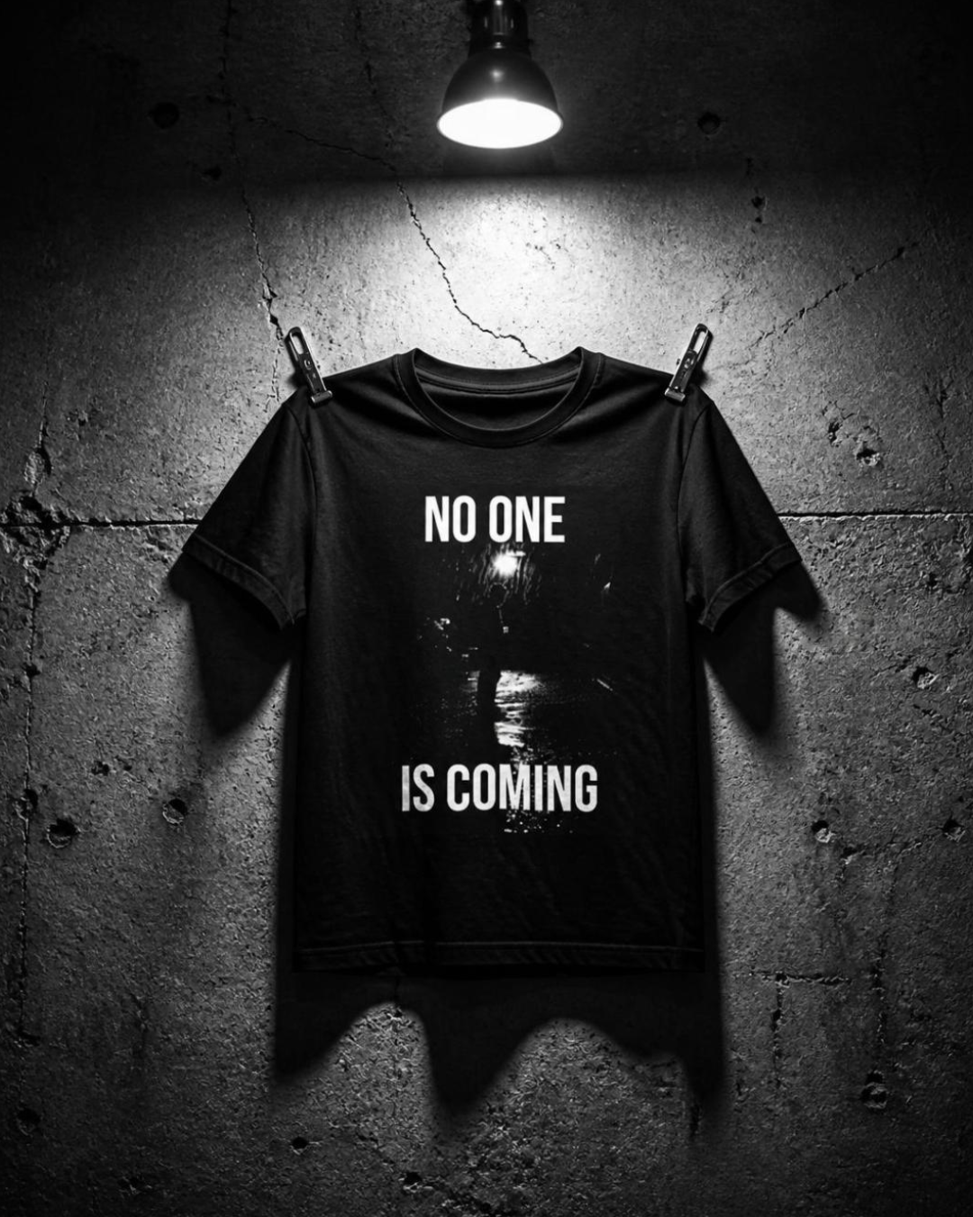 NO ONE //TEE
NO ONE Tee black unisex graphic streetwear t-shirt Rebuild Era