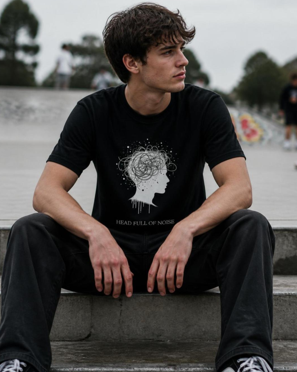 HEAD FULL OF NOISE //TEE
HEAD FULL OF NOISE Tee black unisex graphic streetwear t-shirt Rebuild Era